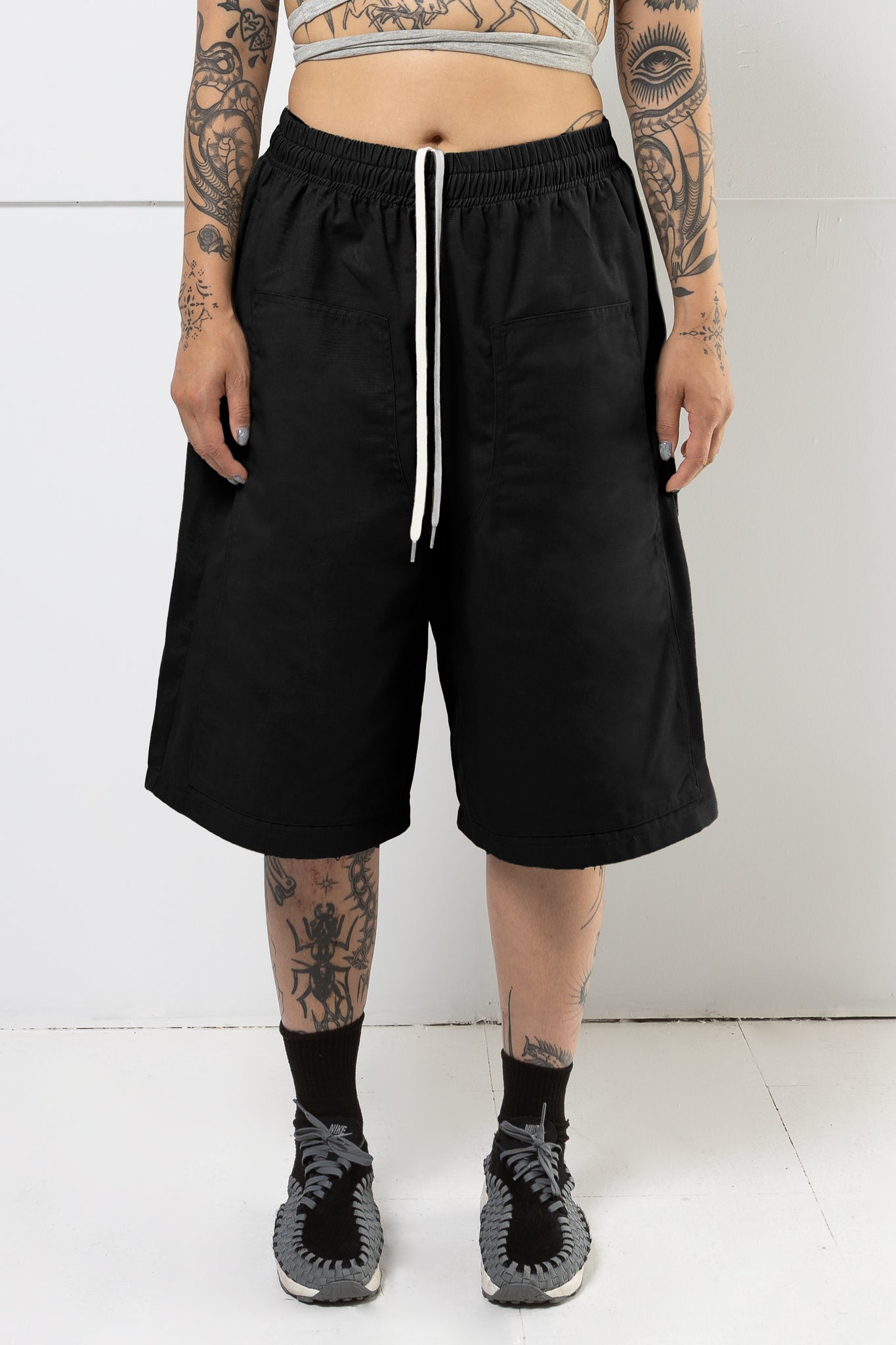 JESSE OVERSIZED SHORTS